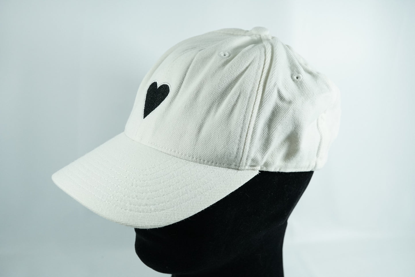 Flex Fit Baseball Cap / White and Black Heart