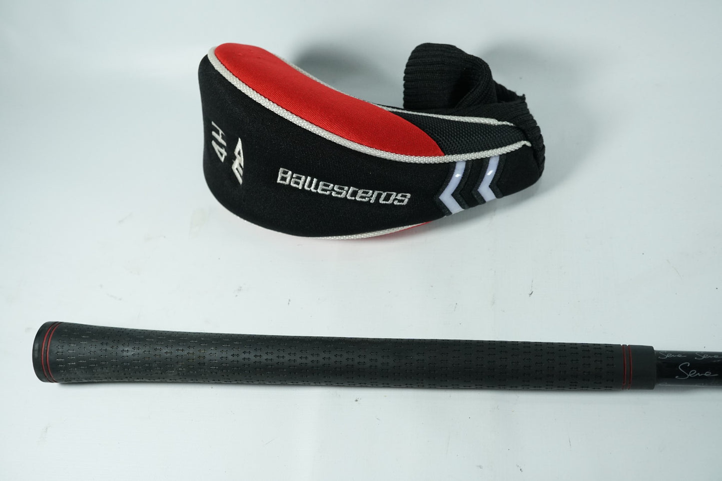 MD Golf Seve Ballesteros 4 Hybrid 18° / Regular Flex Graphite Shaft