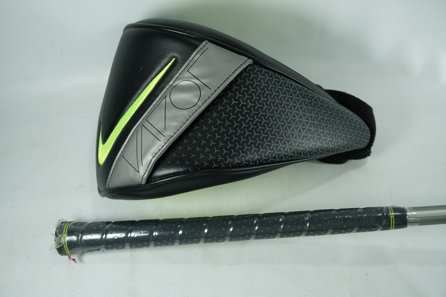 Nike Vapor Flex Driver / Regular Flex Graphite Shaft / New in Wrapper