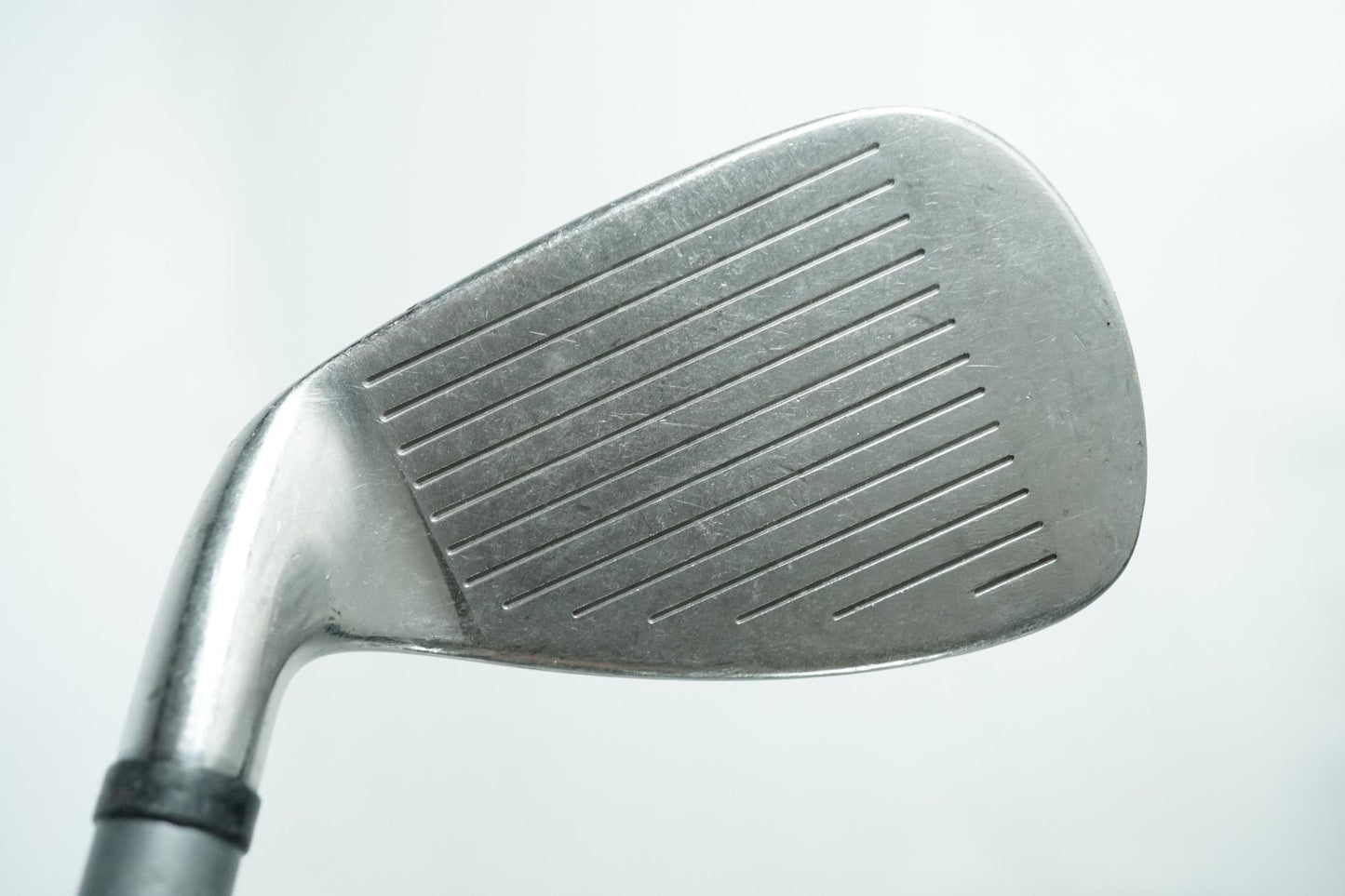 Wilson Staff R. Mendralla 9 Iron / Regular Flex Graphite Shaft