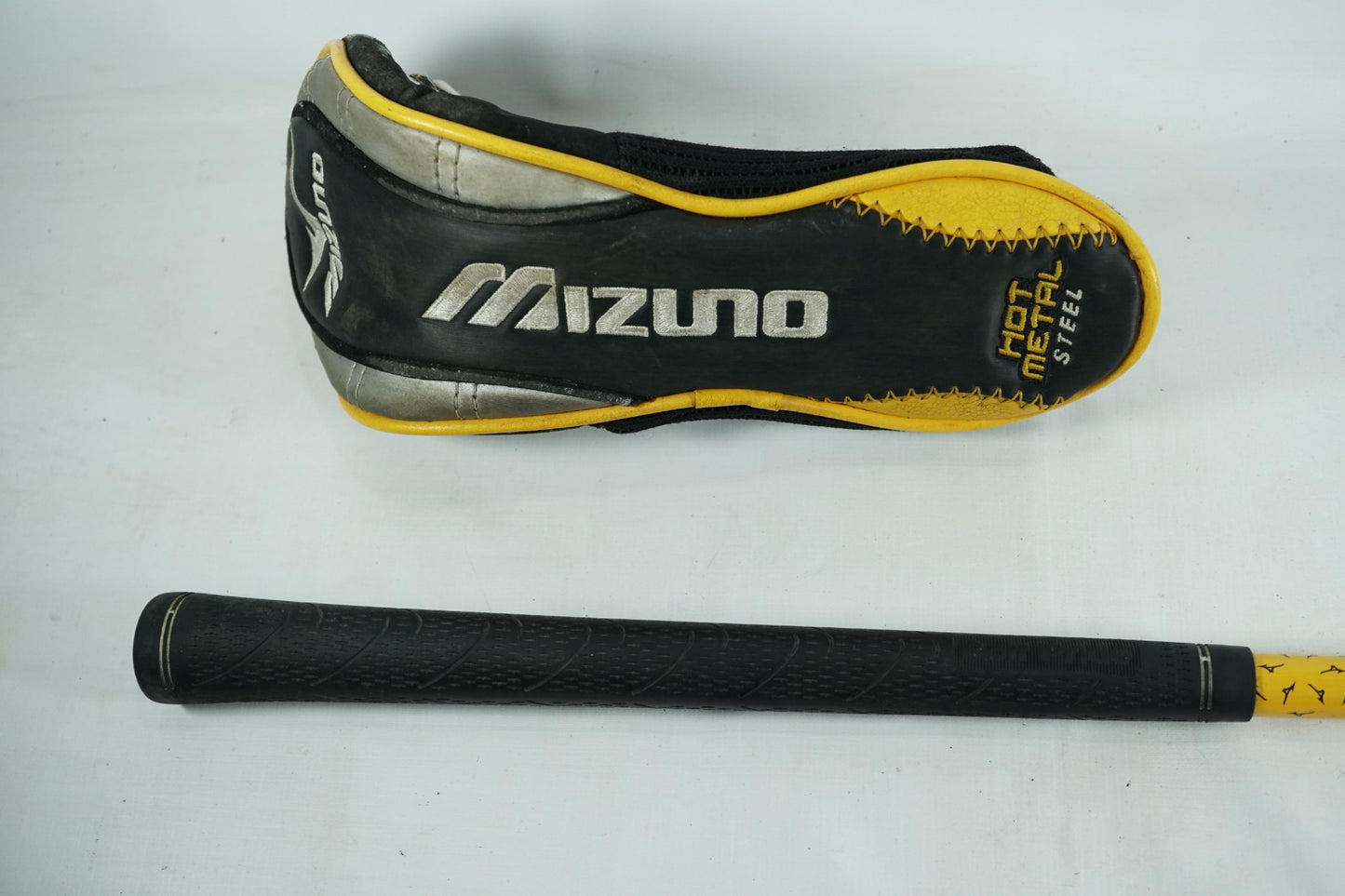 Mizuno MX700 4 Hybrid 22° / Regular Flex Graphite Shaft