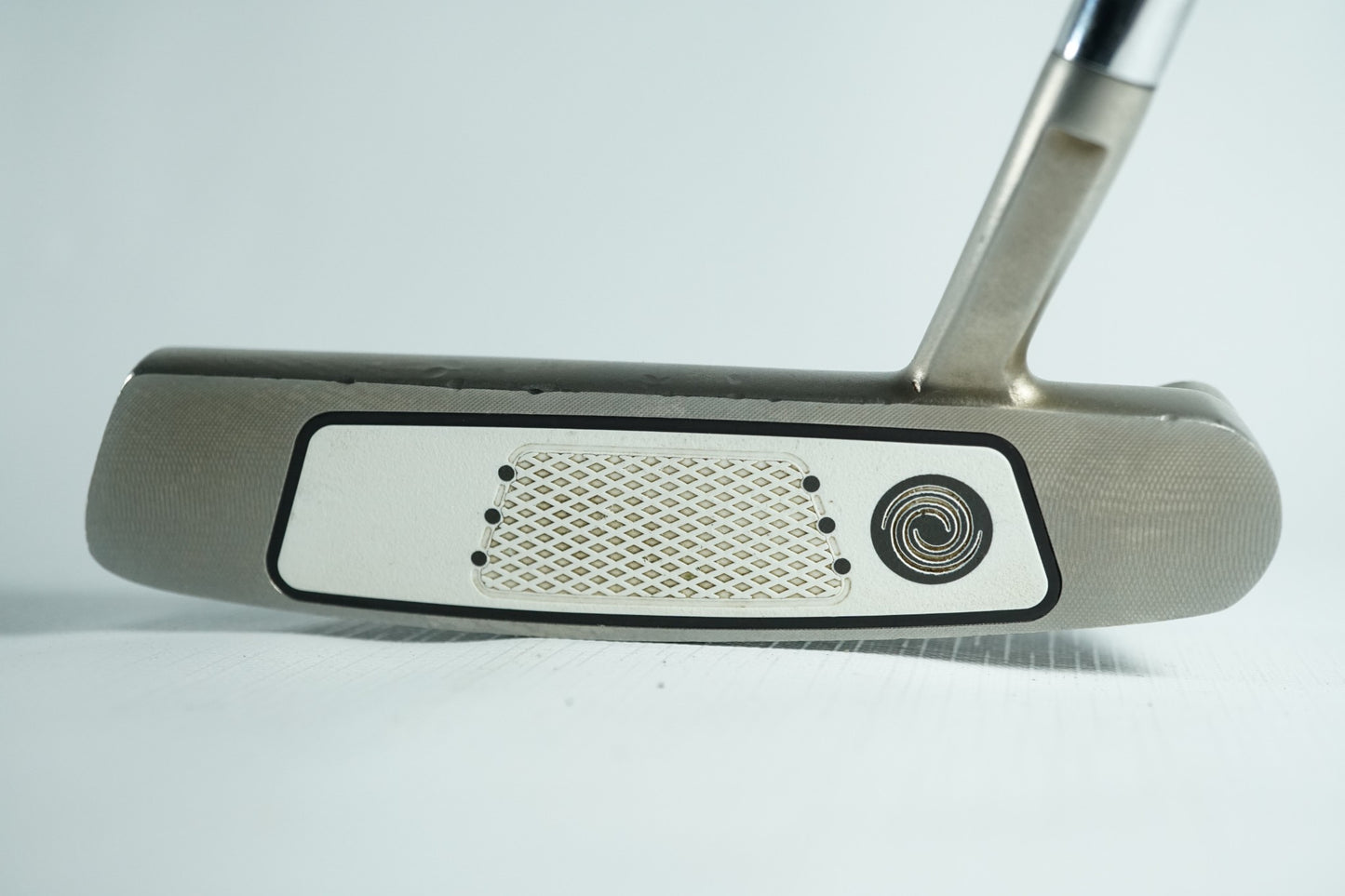 Odyssey White Hot Tour 2 Putter / 34" / New Grip