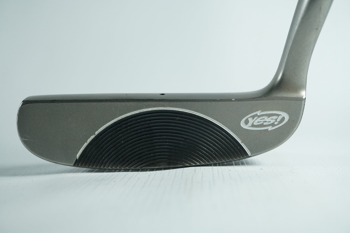 Yes! C-Groove Sophia Putter / 35.5" / New Grip