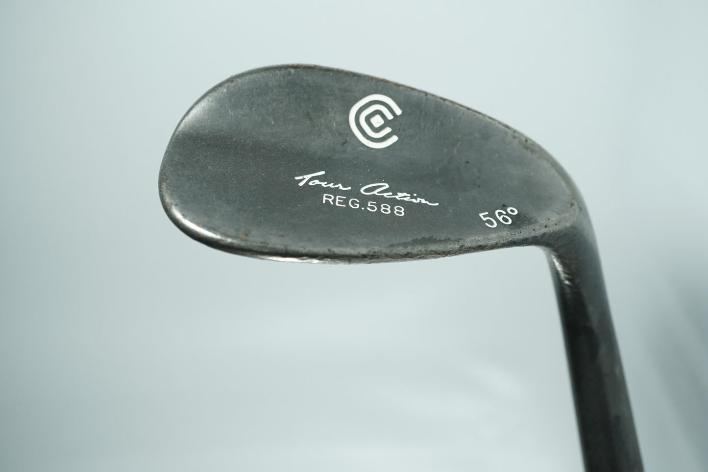 Cleveland Tour Action 56° Sand Wedge / Steel Shaft  / New Grip / 161024383